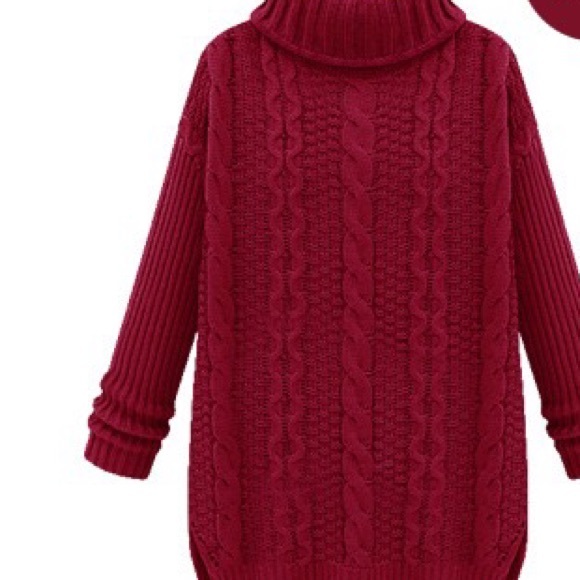 Red cabled turtleneck sweater - Picture 2 of 5
